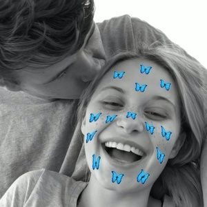 Meet your Posher, Halie